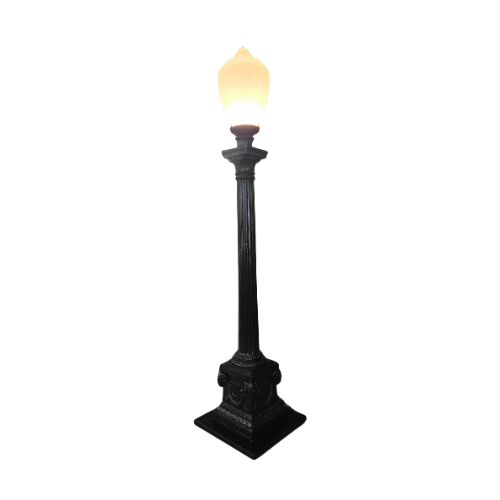 9' Black Lamp Post